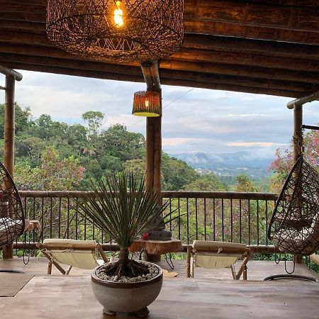 La Casa De Loto Retreat Guatape Bagian luar foto